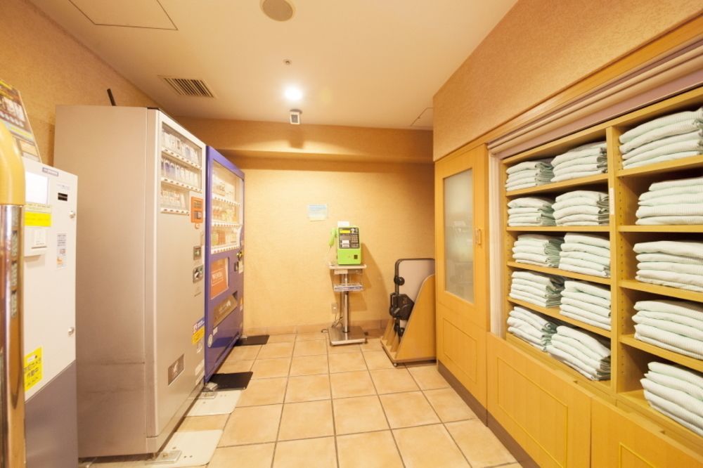 Washington R&B Hotel Shin Yokohama Ekimae Exterior foto